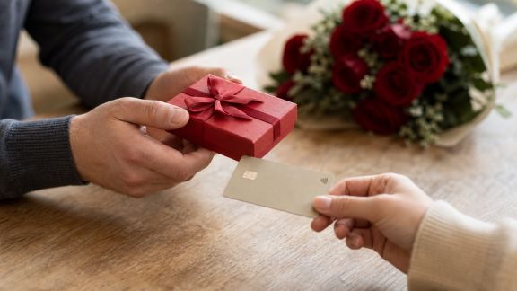 Saint-Valentin : comment profiter des offres de cashback sur vos achats romantiques