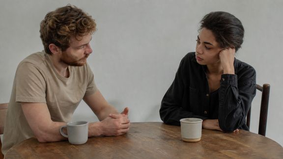 Influence des proverbes et dictons sur la vision de l’amour