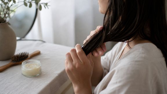 Quels soins capillaires privilégier avant une soirée en amoureux ?