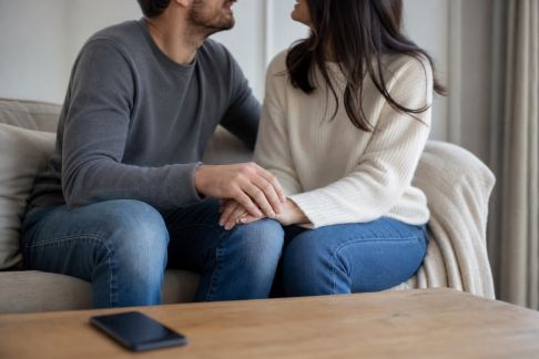 Préserver l’intimité dans le couple face au quotidien numérique