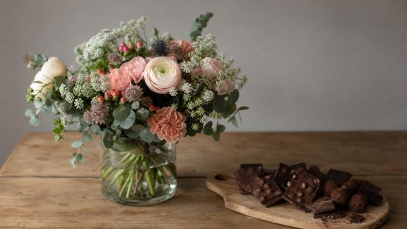 La place des fleurs et chocolats dans la littérature romantique française