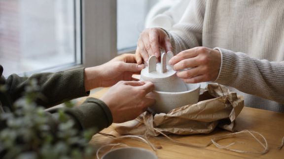 Faire plaisir à deux : idées de cadeaux collaboratifs pour couples complices